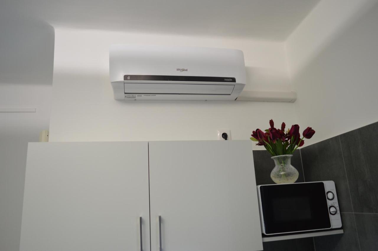 Belvarosi Apartman Печ Экстерьер фото