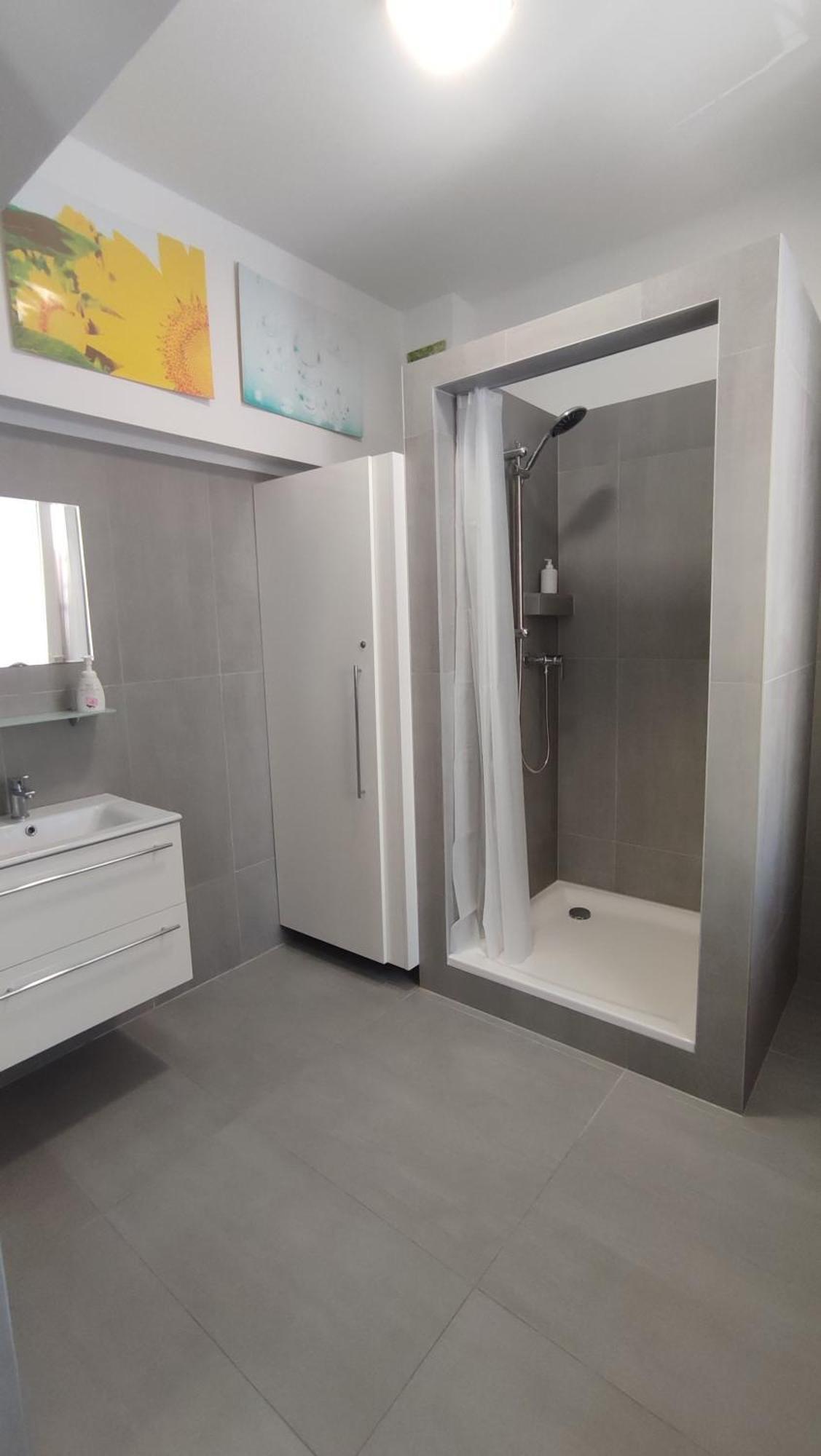 Belvarosi Apartman Печ Экстерьер фото